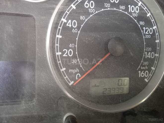 Volkswagen Passat 2003, 239,391 km - 1.8 l - Biləsuvar