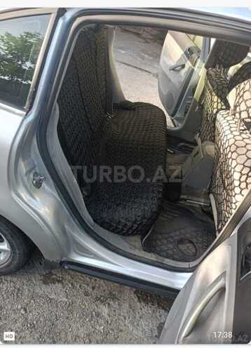 Volkswagen Passat 2003, 239,391 km - 1.8 l - Biləsuvar