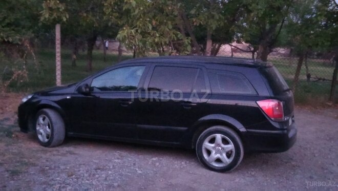 Opel Astra 2006, 245,000 km - 1.3 l - Beyləqan