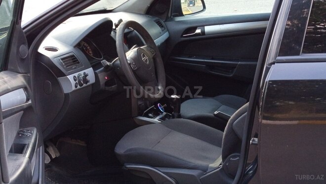 Opel Astra 2006, 245,000 km - 1.3 l - Beyləqan
