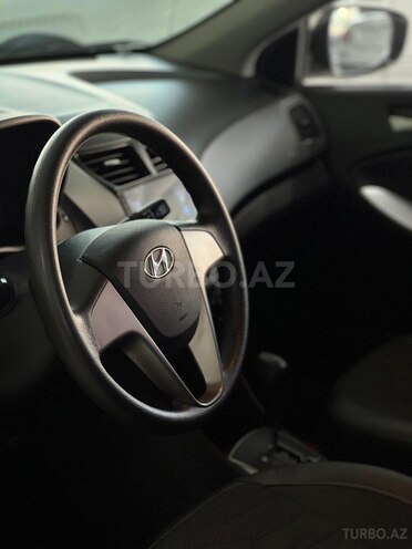 Hyundai Accent 2017, 146,970 km - 1.4 l - Sumqayıt