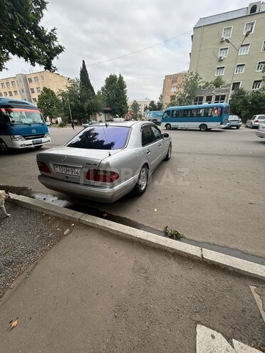 Mercedes E 200 1996, 511,000 km - 2.0 l - Gəncə
