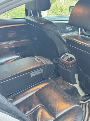 BMW 745 2002, 248,000 km - 4.4 l - Hacıqabul