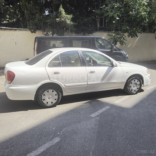 Nissan Sunny 2010, 621,000 km - 1.3 л - Bakı