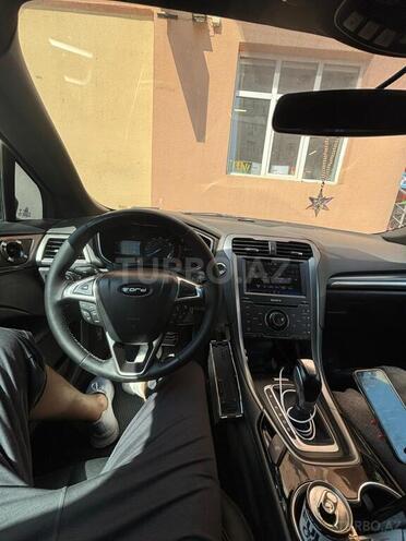 Ford Fusion (North America) 2014, 200,000 km - 2.0 l - Sumqayıt