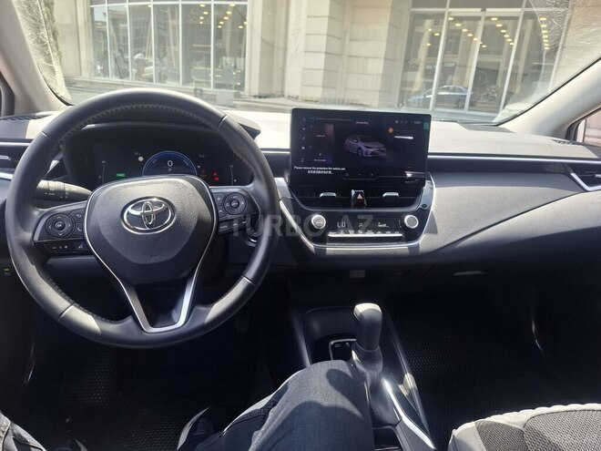 Toyota Corolla-11