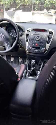 Kia  2010, 290,000 km - 1.6 l - Bakı