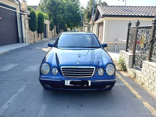 Mercedes E 220 d 2001, 413,000 km - 2.2 л - Bakı