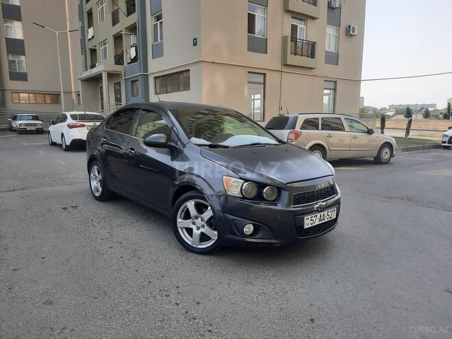 Chevrolet Sonic 2015, 195,500 km - 1.4 l - Gəncə