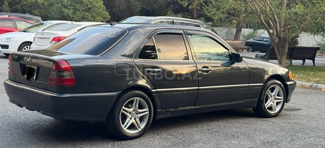 Mercedes C 200 1994, 300,000 km - 2.0 л - Bakı