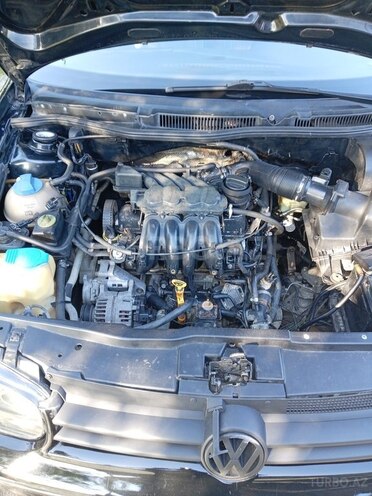 Volkswagen Golf 1998, 524,845 km - 1.6 l - Balakən