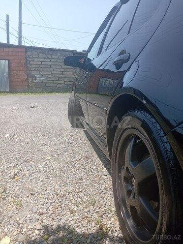 Volkswagen Golf 1998, 524,845 km - 1.6 l - Balakən