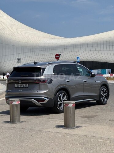 Volkswagen ID.6 Crozz 2022, 39,000 km - 0.0 l - Bakı
