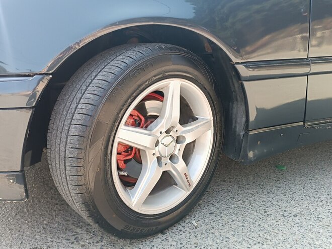Mercedes C 180 1997, 403,063 km - 1.8 l - Bakı