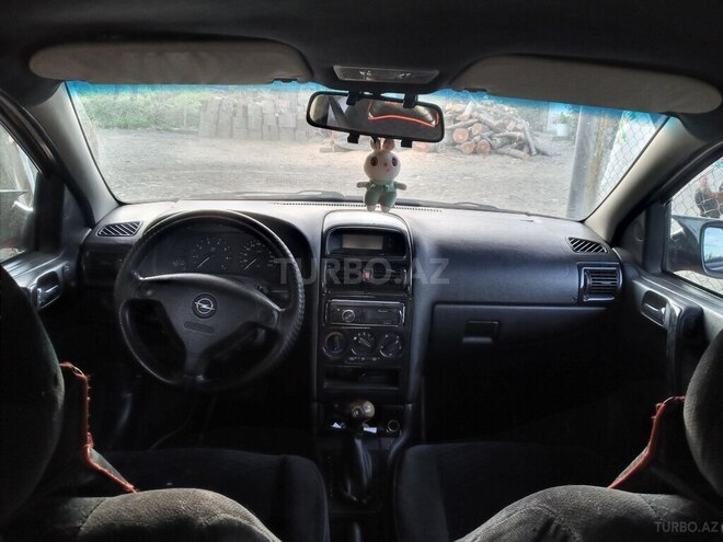 Opel Astra 2000, 466,000 km - 2.0 л - Qusar
