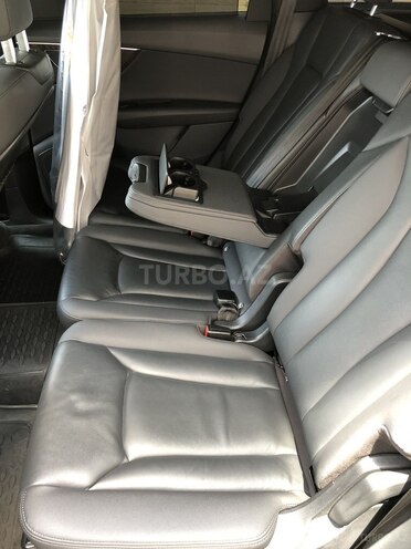 Audi Q7 2020, 60,000 km - 3.0 l - Bakı