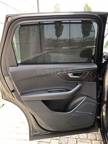 Audi Q7 2020, 60,000 km - 3.0 l - Bakı