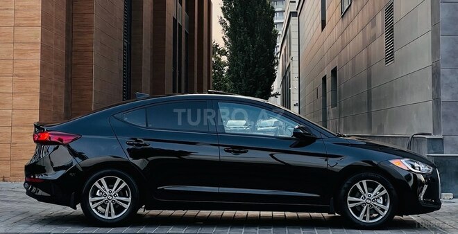 Hyundai Elantra 2018, 112,000 km - 2.0 l - Bakı