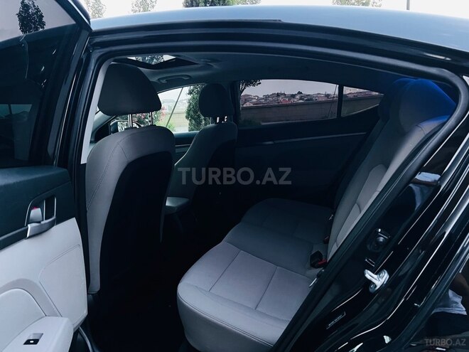 Hyundai Elantra 2018, 112,000 km - 2.0 l - Bakı