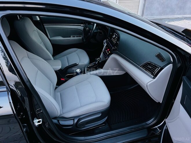 Hyundai Elantra 2018, 112,000 km - 2.0 l - Bakı