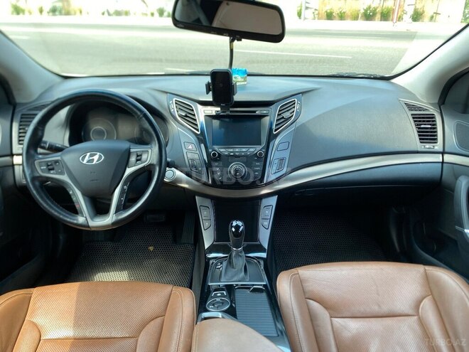 Hyundai i40 2015, 211,300 km - 2.0 l - Bakı