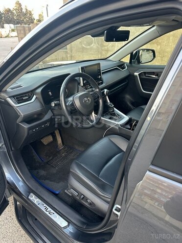 Toyota RAV4 2019, 110,000 km - 2.5 l - Bakı