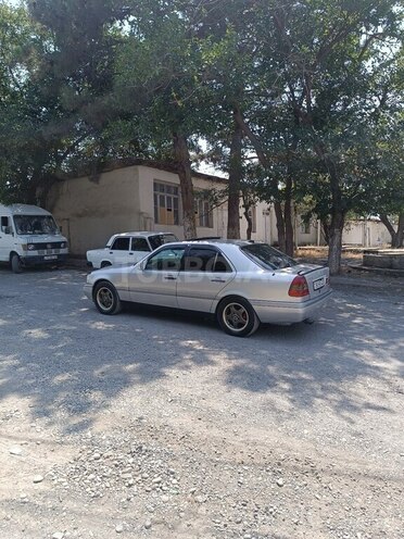 Mercedes C 220 1995, 749,954 km - 2.2 l - Bərdə