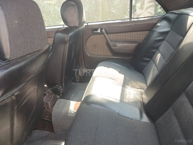 Mercedes 190 1990, 376,000 km - 2.0 l - Masallı