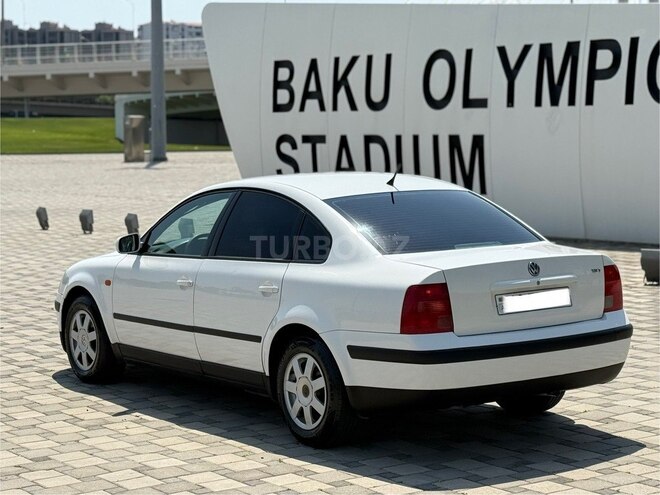 Volkswagen Passat 1997, 424,000 km - 1.8 л - Bakı
