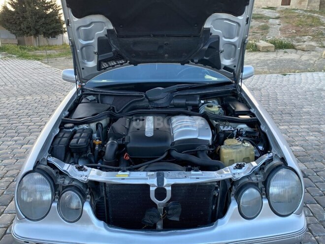 Mercedes E 220 d 2001, 319,225 km - 2.2 л - Bakı