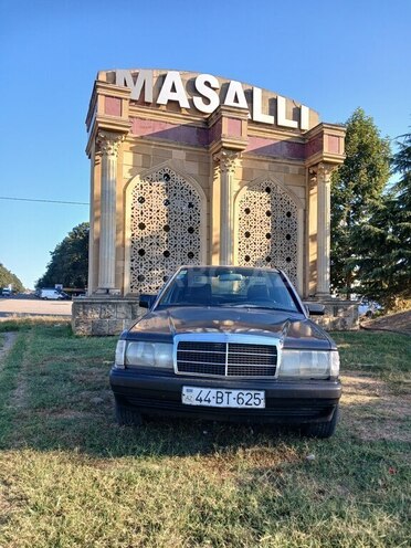 Mercedes 190 1990, 376,000 km - 2.0 l - Masallı