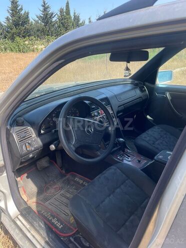 Mercedes C 220 d 1999, 300,000 km - 2.2 l - Bakı