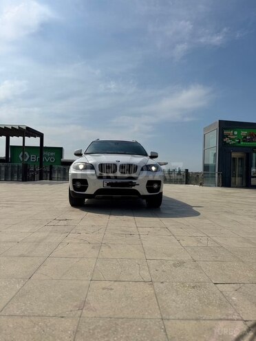 BMW X6 2010, 280,000 km - 4.4 l - Bakı