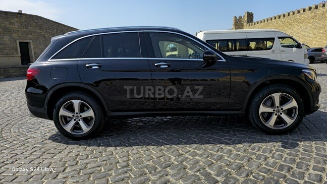 Mercedes GLC 300 4MATIC 2019, 156,000 km - 2.0 l - Bakı