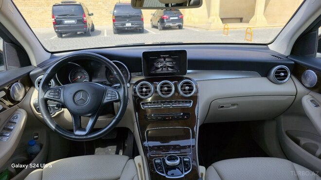 Mercedes GLC 300 4MATIC 2019, 156,000 km - 2.0 l - Bakı