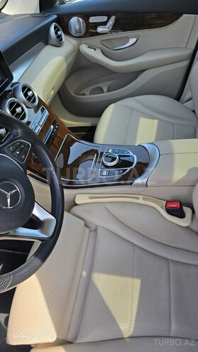 Mercedes GLC 300 4MATIC 2019, 156,000 km - 2.0 l - Bakı