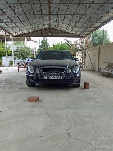 Mercedes E 320 2004, 250,000 km - 3.2 l - Salyan