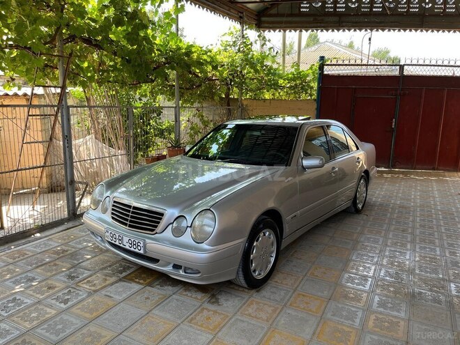 Mercedes E 200 2000, 320,000 km - 2.0 l - Bərdə