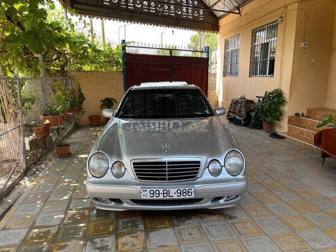 Mercedes E 200 2000, 320,000 km - 2.0 l - Bərdə
