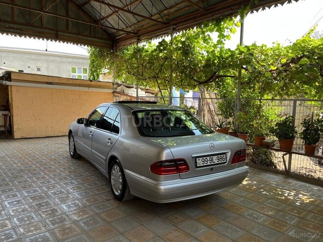 Mercedes E 200 2000, 320,000 km - 2.0 l - Bərdə