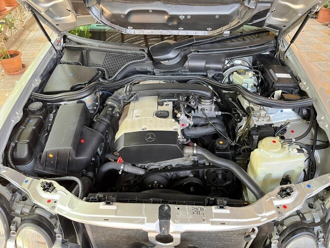 Mercedes E 200 2000, 320,000 km - 2.0 l - Bərdə