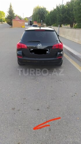 Opel Astra 2011, 301,000 km - 1.4 l - Qusar