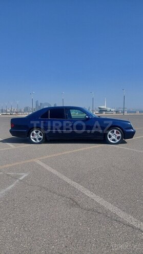 Mercedes E 270 1999, 340,000 km - 2.7 л - Bakı