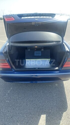 Mercedes E 270 1999, 340,000 km - 2.7 л - Bakı