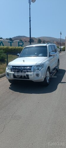 Mitsubishi Pajero 2015, 140,000 km - 3.0 l - Gəncə