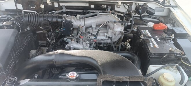Mitsubishi Pajero 2015, 140,000 km - 3.0 l - Gəncə