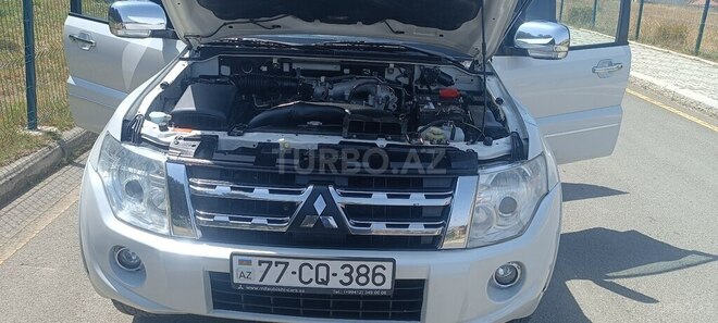 Mitsubishi Pajero 2015, 140,000 km - 3.0 l - Gəncə