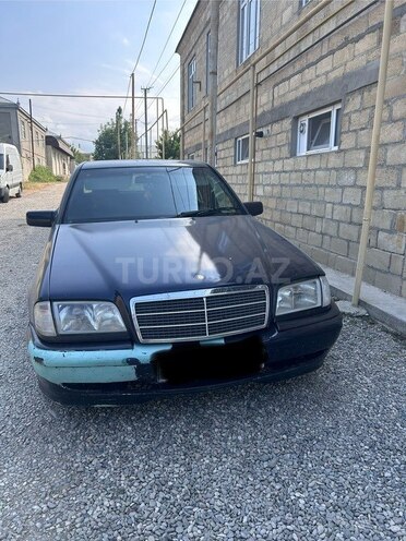 Mercedes C 180 1998, 487,000 km - 1.8 l - Quba