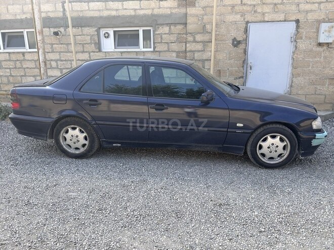 Mercedes C 180 1998, 487,000 km - 1.8 l - Quba