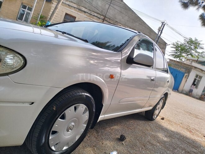Nissan Sunny 2006, 650,000 km - 1.3 l - Bakı